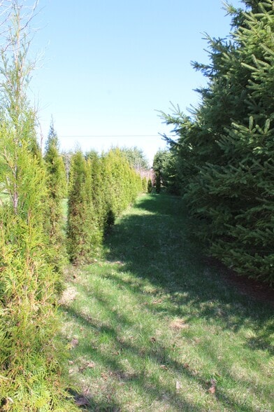 More Photos Of 759 Brooks Rd, Knox Industrial For Sale