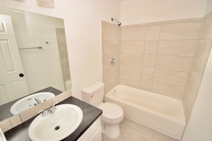 More Photos Of 3616 Harvey St, McAllen Apartments For Sale