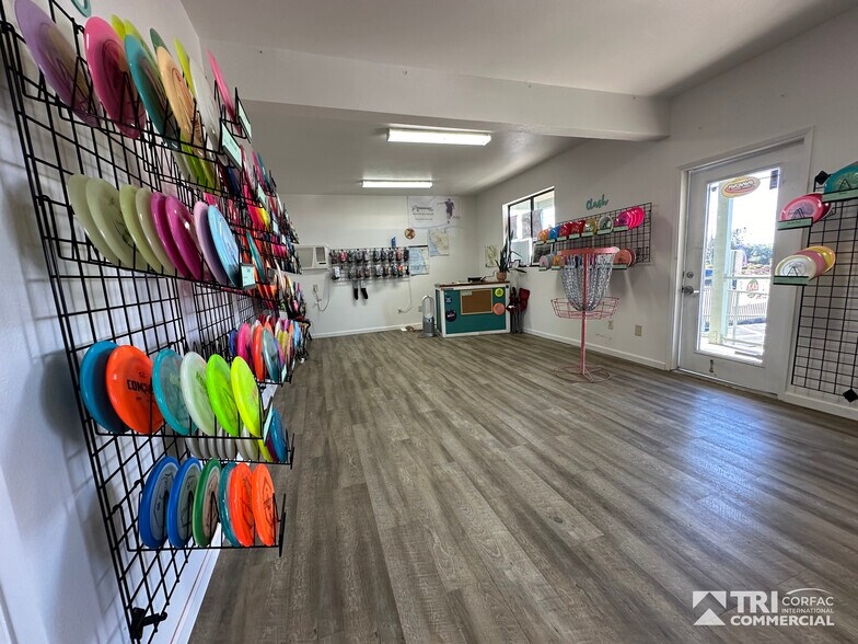 More Photos Of 4026-4044 Grass Valley Hwy, Auburn General Retail For Sale