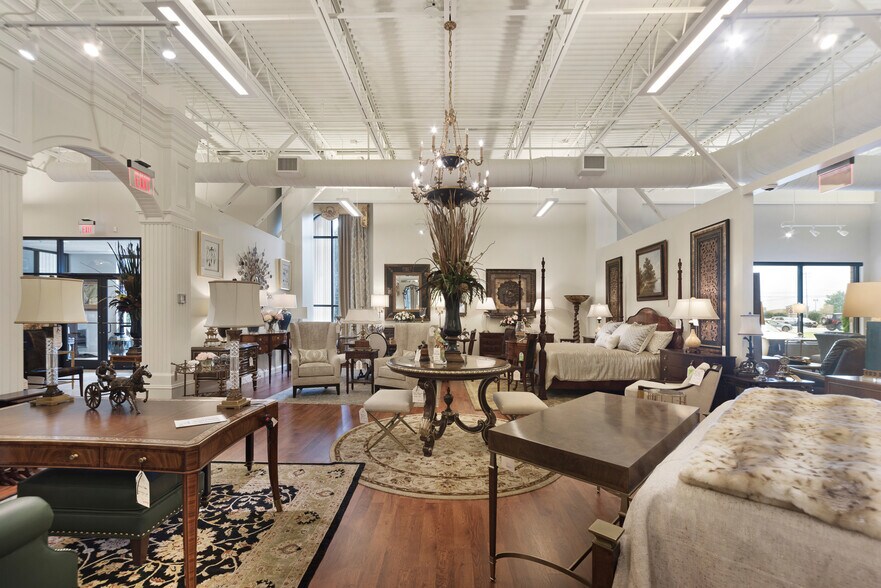 More Photos Of 325 Brannon Rd, Cumming Unknown For Lease