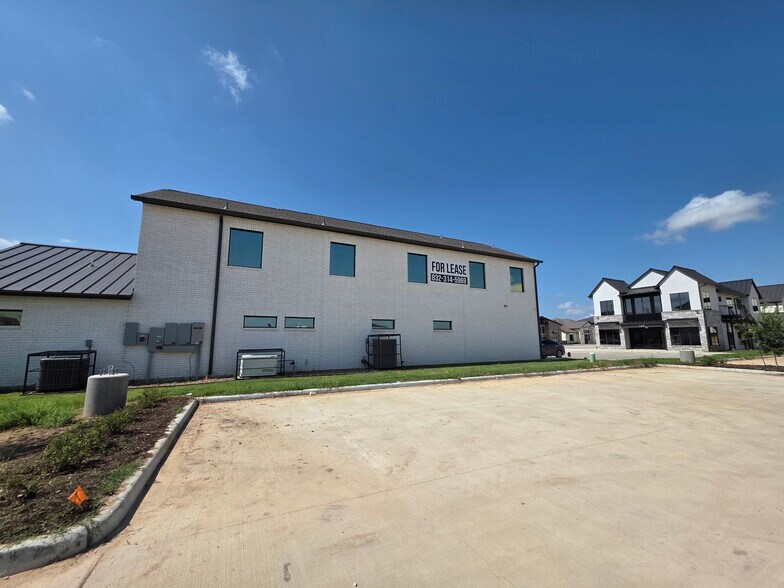 More Photos Of 142 Bella Katy Dr, Katy Medical For Lease