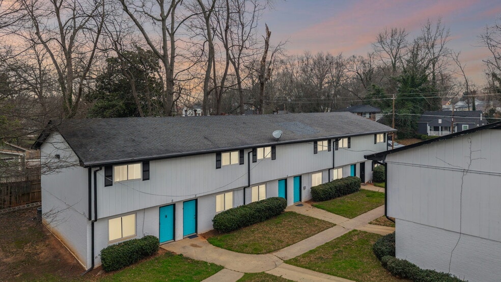 More Photos Of 3045-3051 Semmes St, Atlanta Apartments For Sale