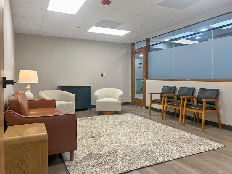 More Photos Of 333 Chestnut St, Hinsdale Medical For Lease