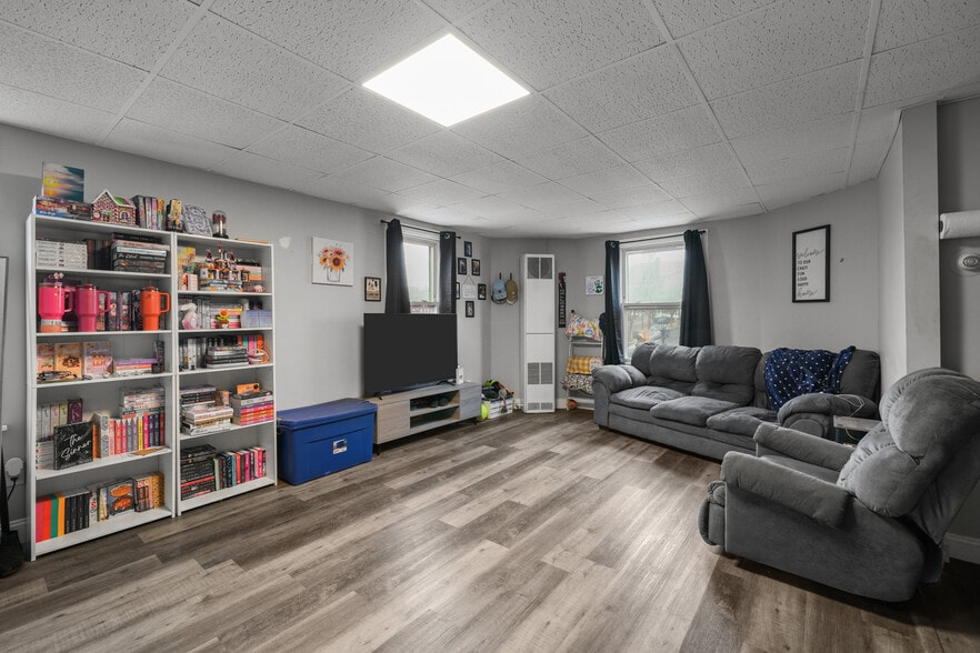 More Photos Of 337 Columbia St, Fall River Apartments For Sale