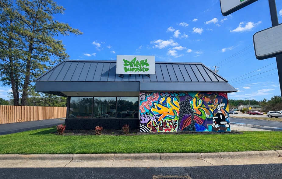 More Photos Of 5508 Raeford Rd, Fayetteville Fast Food For Lease