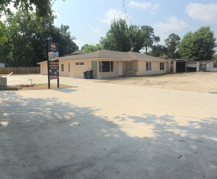 Primary Photo Of 2602 Campbell Rd, Houston Showroom For Sale