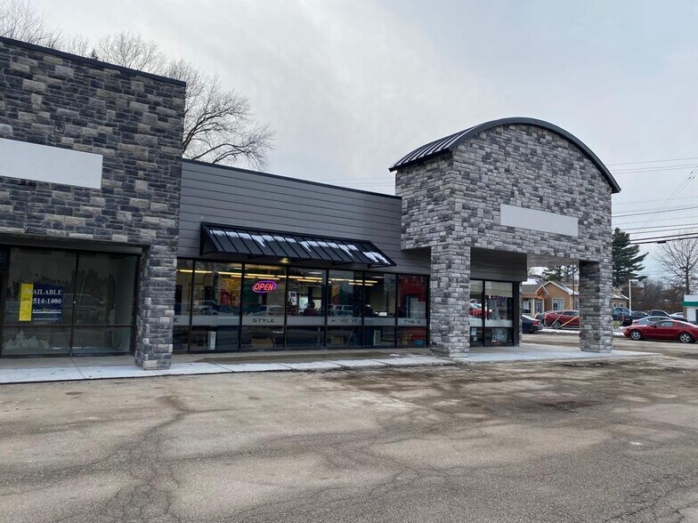 More Photos Of 8533-8559 E Washington St, Chagrin Falls Unknown For Lease