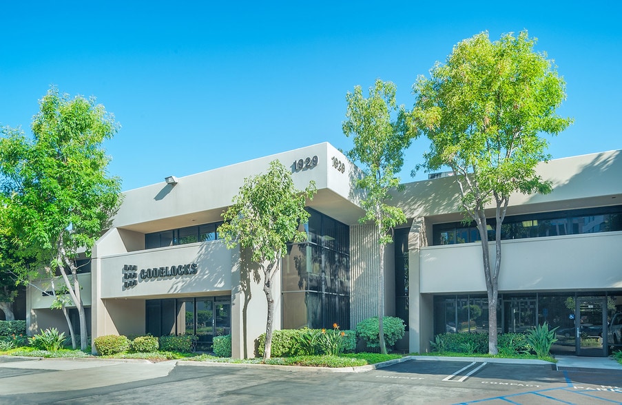 Primary Photo Of 1929 Main St, Irvine Light Distribution For Lease