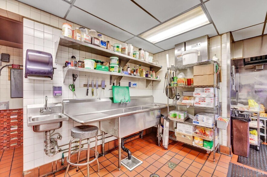 More Photos Of 760 S Main St, Fort Bragg Restaurant For Sale