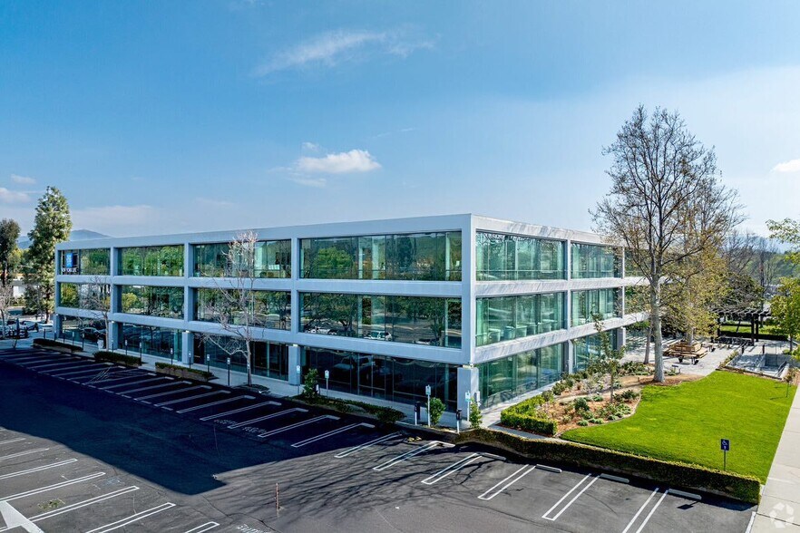 Primary Photo Of 2625 Townsgate Rd, Westlake Village Office For Lease