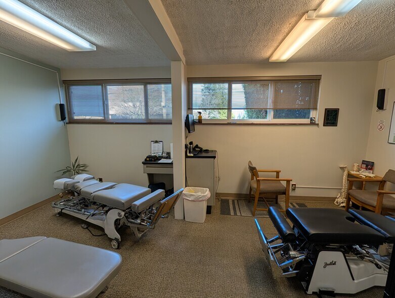 More Photos Of 700 Murdock St, Sedro Woolley Office For Sale