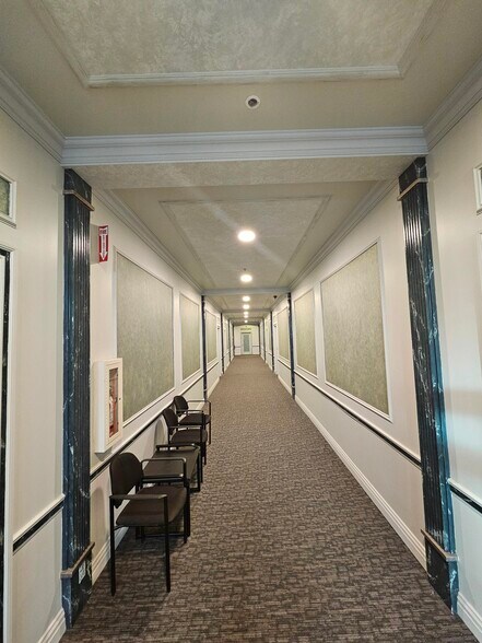 More Photos Of 166 E Jericho Tpke, Mineola Office For Lease