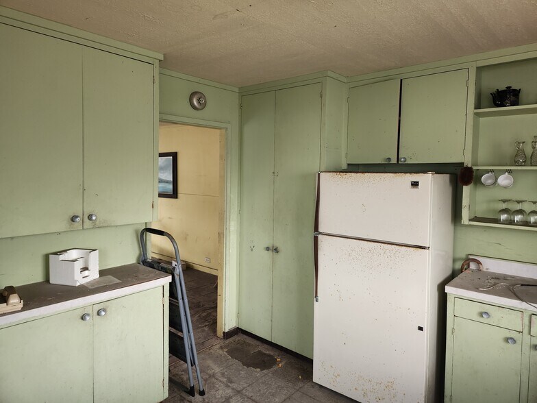 More Photos Of 41-867 Kalanianaole Hwy, Waimanalo Freestanding For Sale