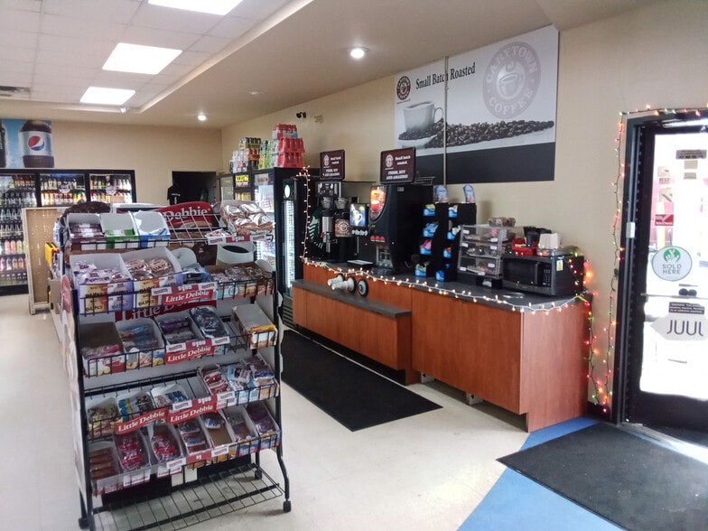 More Photos Of 35242 General Mahone Blvd, Ivor Convenience Store For Sale