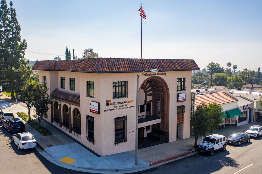 More Photos Of 2472-2476 Lake Ave, Altadena Office For Lease