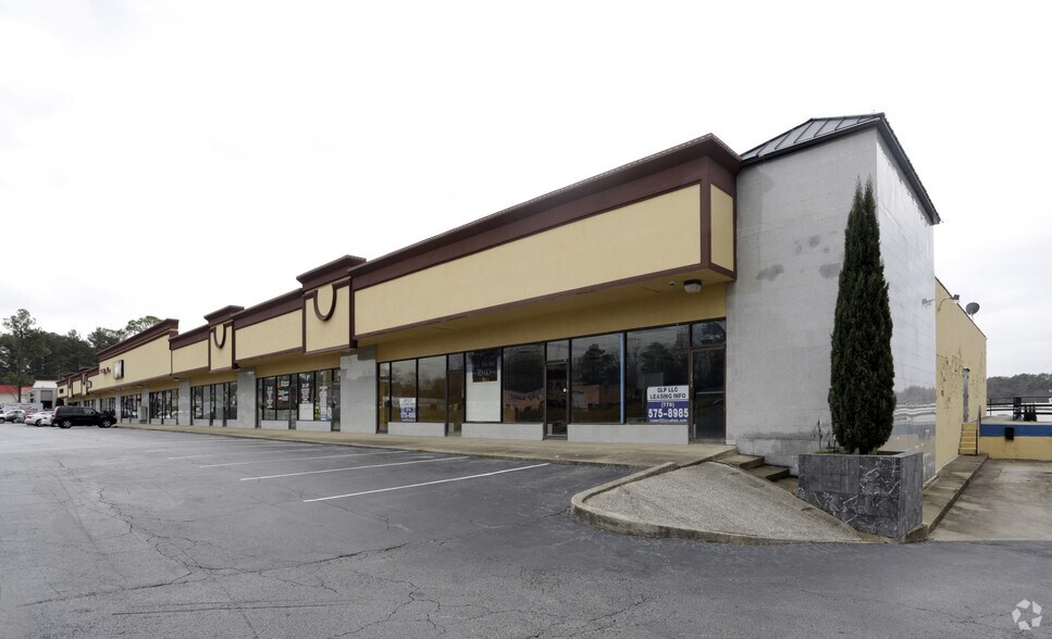 More Photos Of 4013 Jonesboro Rd, Forest Park Unknown For Lease