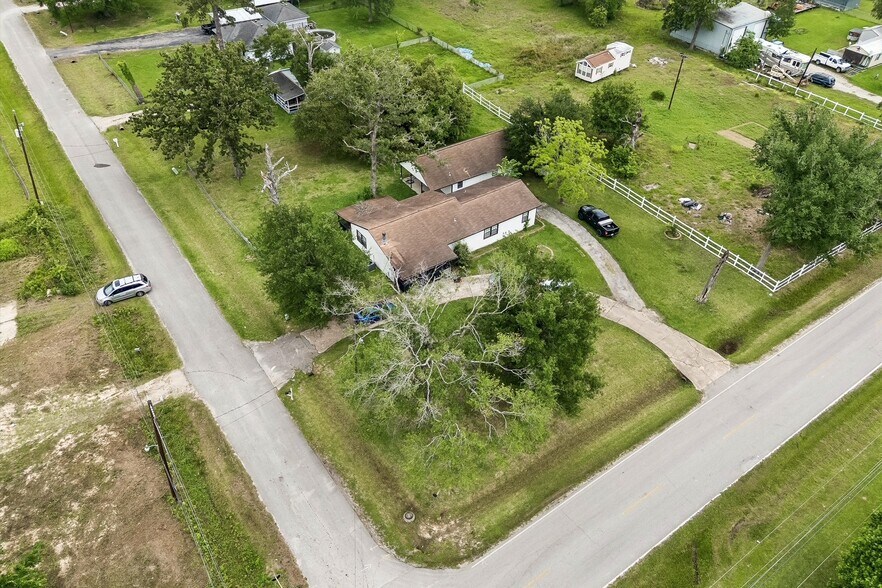 More Photos Of 22855 E Martin Dr, Porter Land For Sale