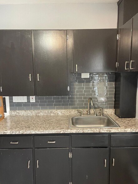 More Photos Of 238 Newland Ave, Woonsocket Apartments For Sale