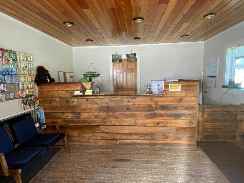 More Photos Of 978 US-395, Kettle Falls Hospitality For Sale