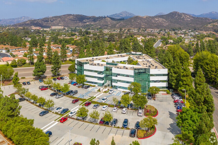 More Photos Of 12396 World Trade Dr, San Diego Medical For Lease