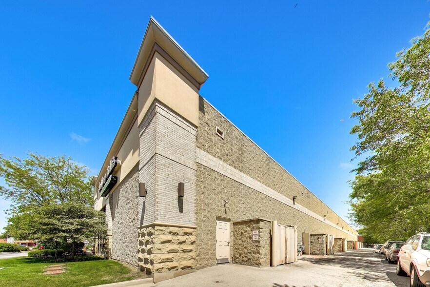 More Photos Of 58-98 E Schoolhouse Rd, Yorkville General Retail For Sale