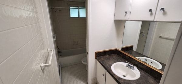 More Photos Of 5701-5707 Woodward St, Wayne Apartments For Sale