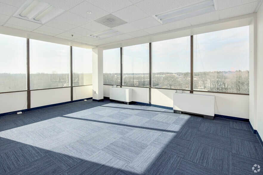 More Photos Of 10210 Greenbelt Rd, Lanham Office For Sale