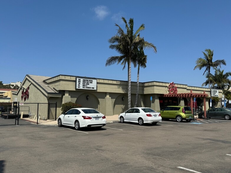 More Photos Of 5302 Napa St, San Diego Restaurant For Lease