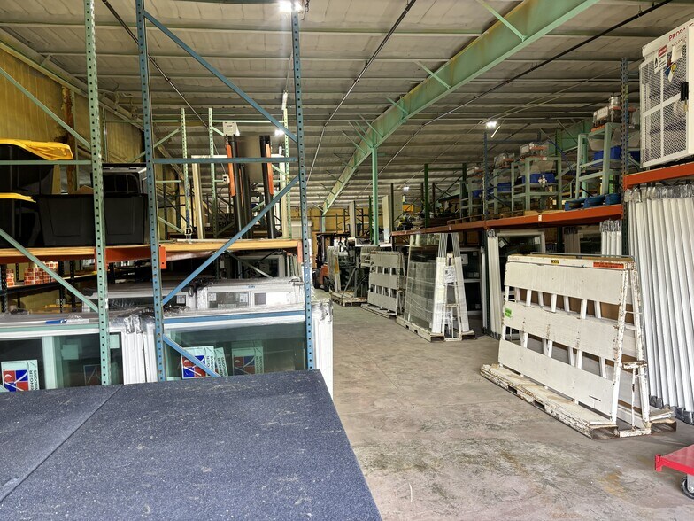 More Photos Of 1403 W Welch St, Taylor Warehouse For Sale