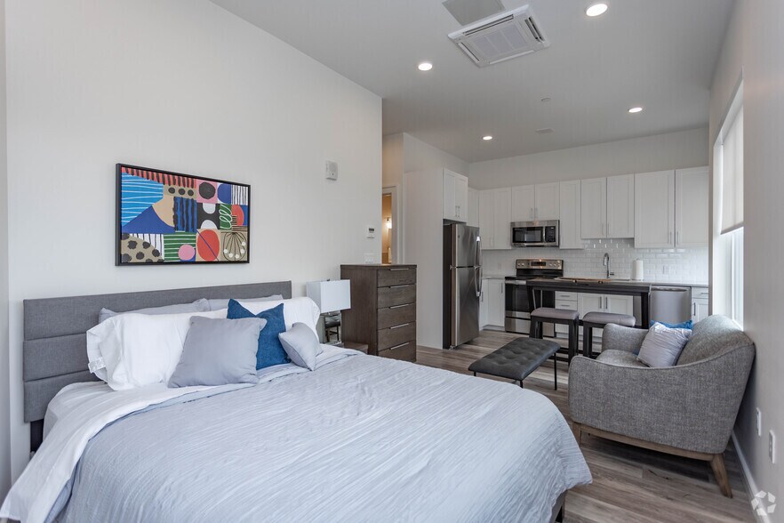 More Photos Of 1000 New York Ave, Huntington Station Apartments For Lease