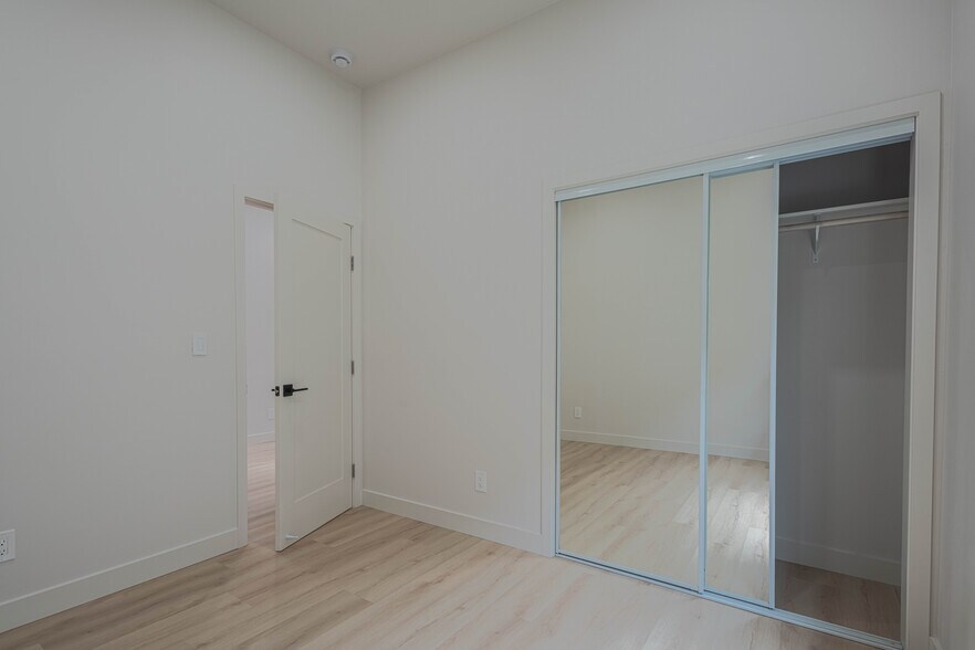 More Photos Of 987 Harcourt Ave, Seaside Multifamily For Sale