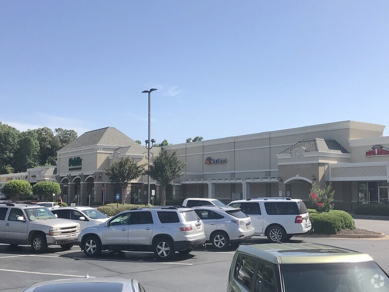 More Photos Of 2095 Highway 211 NW, Braselton Supermarket For Lease