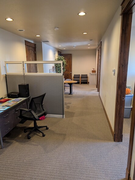 More Photos Of 2680 S Eagle Rd, Meridian Medical For Lease
