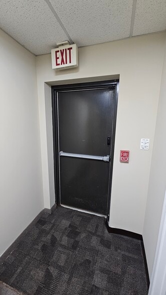 More Photos Of 7131 Rising Sun Ave, Philadelphia Office For Lease