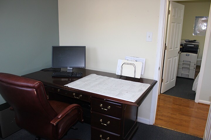 More Photos Of 4248-4250 Chain Bridge Rd, Fairfax Medical For Lease