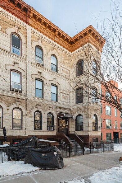 More Photos Of 898 Hancock St, Brooklyn Apartments For Sale