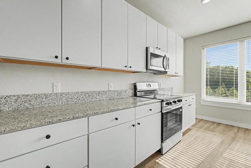 More Photos Of 845 N Rupple Rd, Fayetteville Apartments For Sale