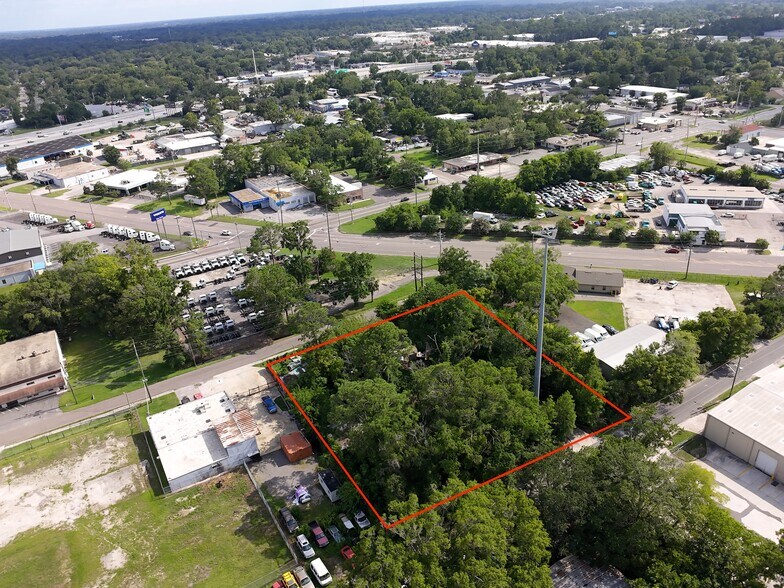 More Photos Of 4736 Hunt St, Jacksonville Industrial For Sale