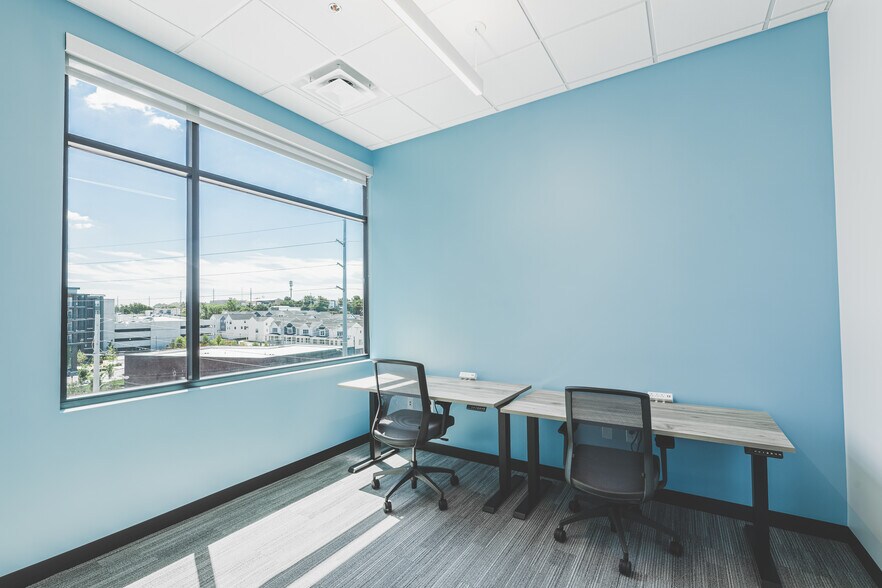 More Photos Of 4900 Centennial Blvd, Nashville Office For Sale