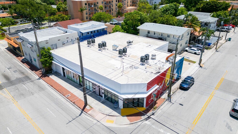 More Photos Of 300 SW 17th Ave, Miami Fast Food For Sale