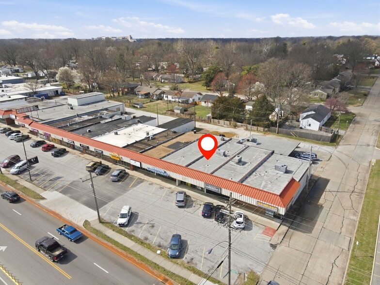 More Photos Of 1301-1349 S Glenstone Ave, Springfield General Retail For Lease