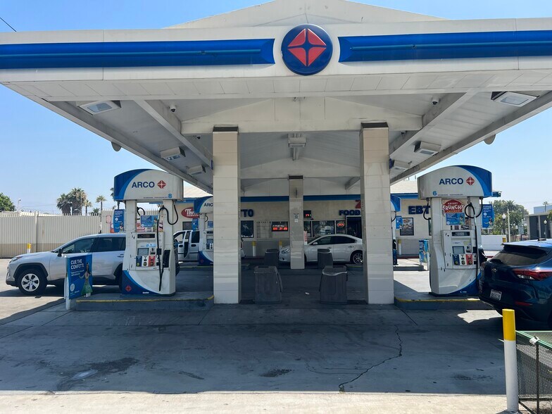 More Photos Of 605 N H St, San Bernardino Service Station For Sale