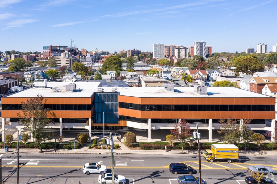 More Photos Of 125 State St, Hackensack Loft Creative Space For Lease