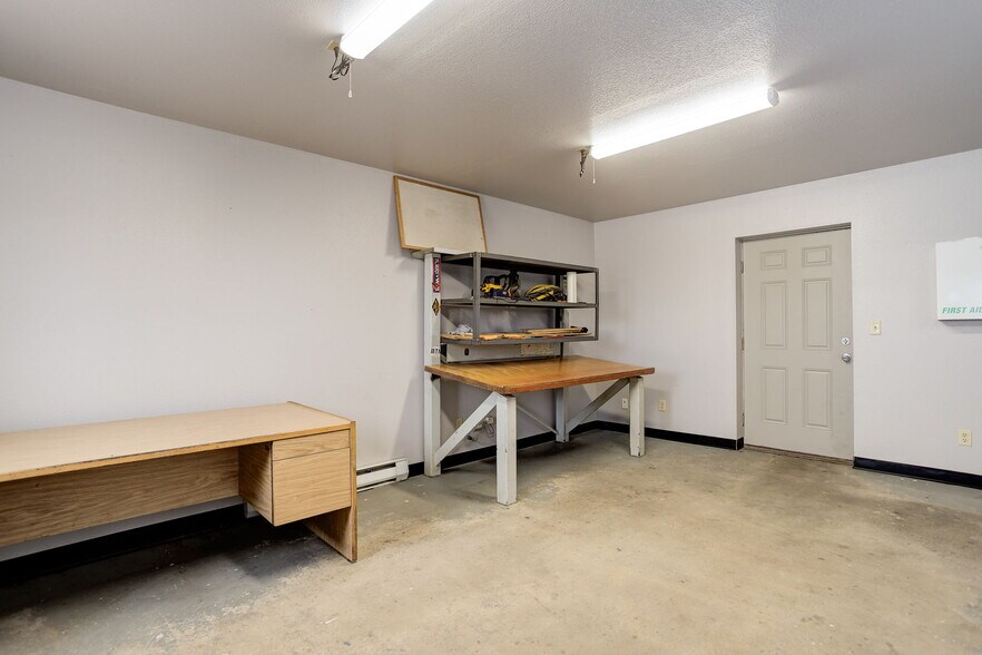 More Photos Of 5320 Cook St, Denver Warehouse For Lease