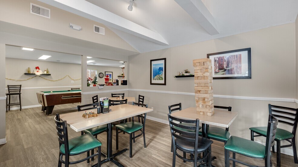 More Photos Of 12227-12229 Seymour Rd, Grass Lake Restaurant For Sale