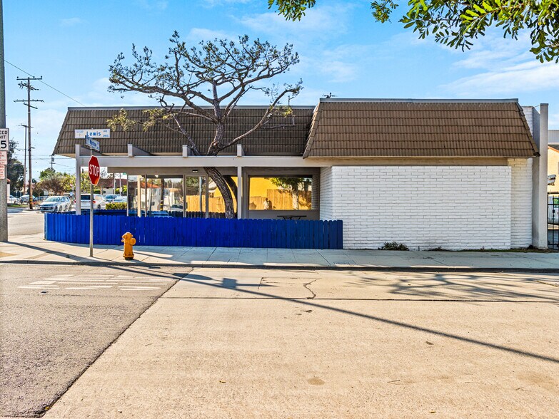 More Photos Of 1051 E Wardlow Rd, Long Beach Office For Sale