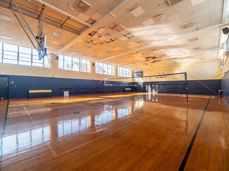 More Photos Of 18 Central Ave, Port Chester Schools For Lease