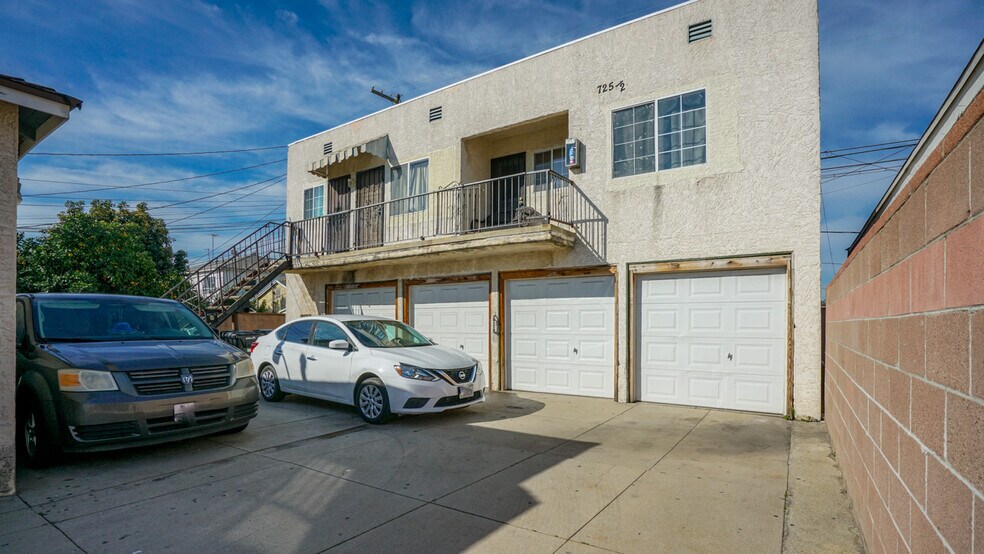 More Photos Of 721 School Ave, East Los Angeles Apartments For Sale