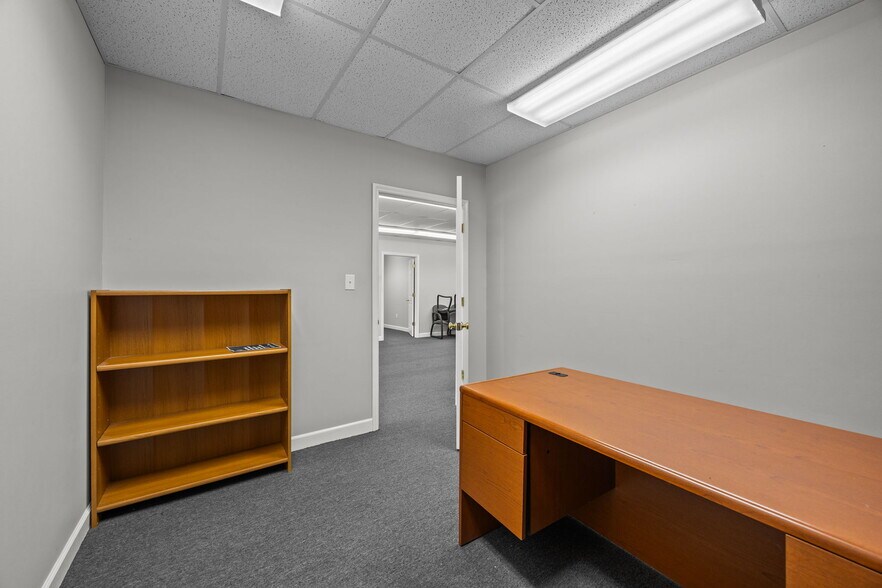 More Photos Of 201 4th St, Walnut Cove Office For Sale