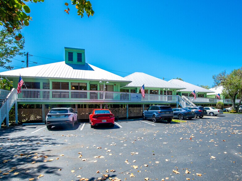 Primary Photo Of 1101 Periwinkle Way, Sanibel Coworking Space